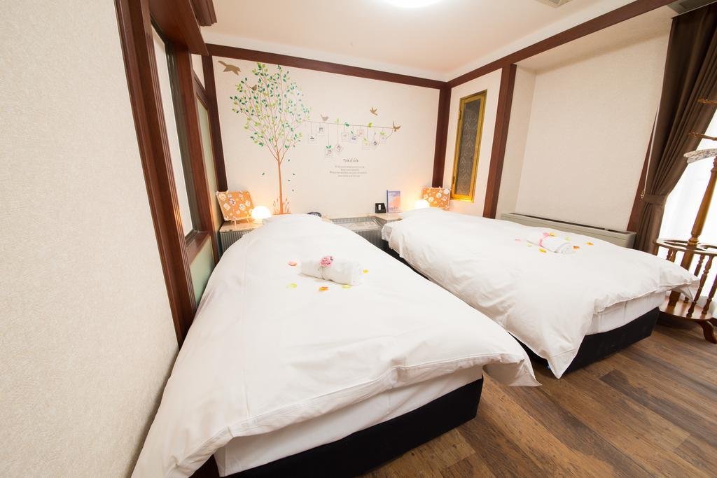 אוסקה Hotel Candy Hall (Adults Only) מראה חיצוני תמונה