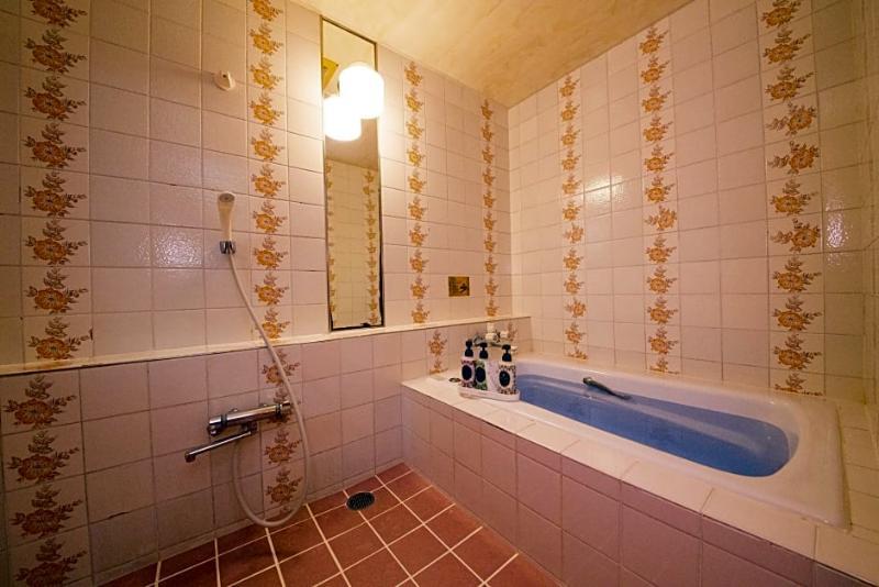 אוסקה Hotel Candy Hall (Adults Only) מראה חיצוני תמונה